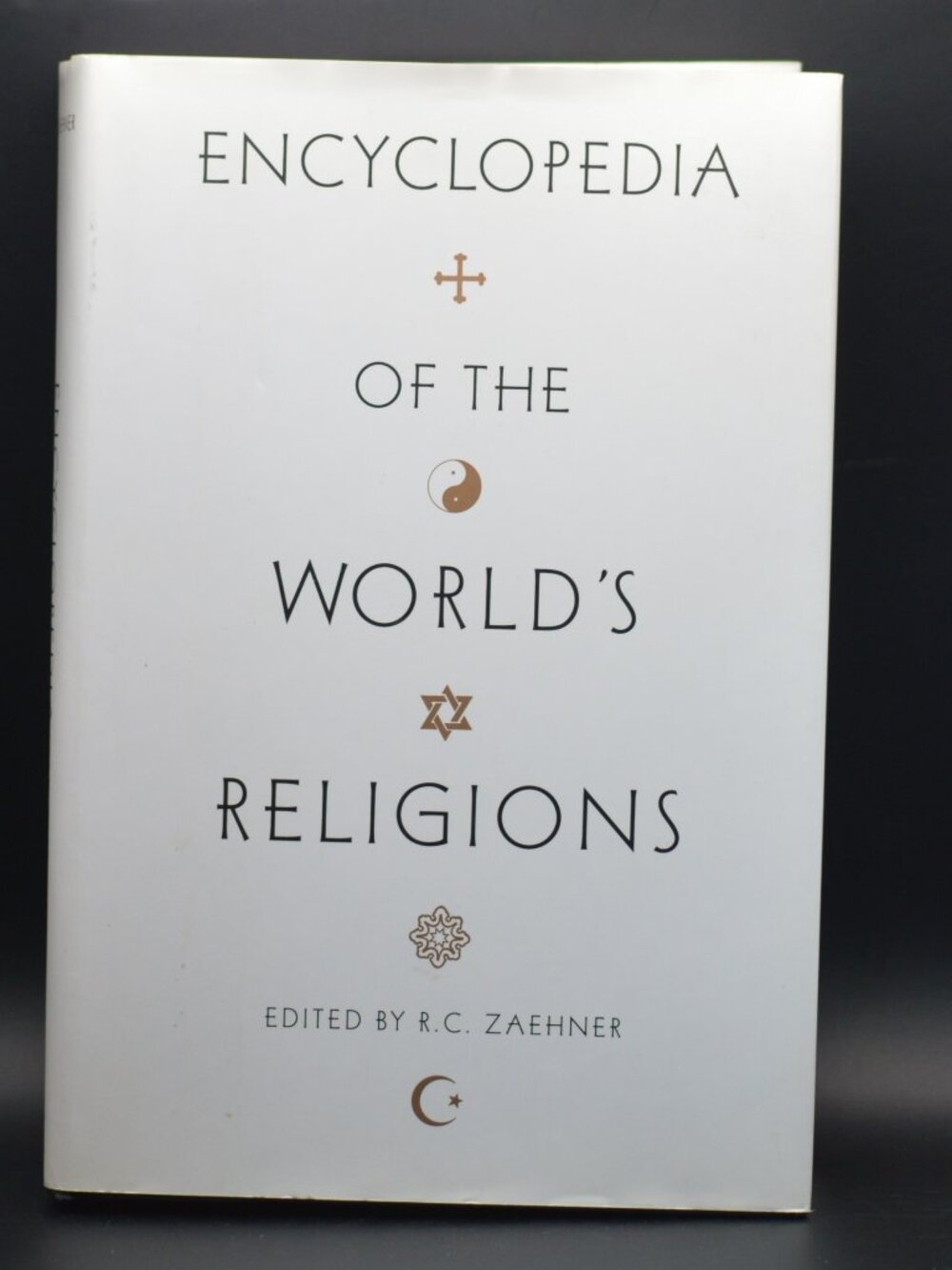Encyclopedia of the World's Religions by R.C. Zaehner (076070712) 1997